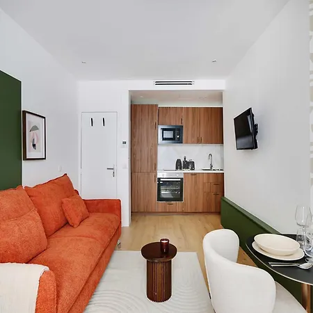 Apartment Modern With Ac - 2p- Sacre-c Ur *